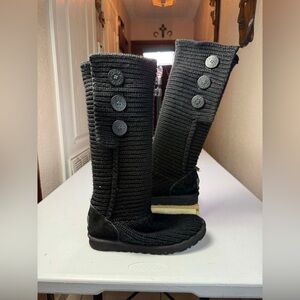 UGG Classic Cardy Knit Tall Australia Buttons Black Boots 5819 Women's US Size 8